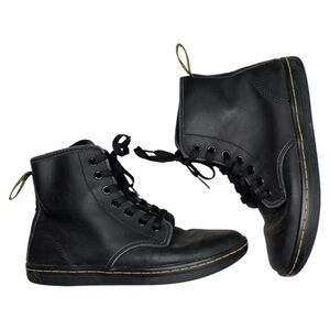 Dr. Martens Size 6 Black Low Platform Lightweight Boot